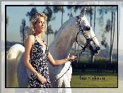Koń, Ana Hickman, Blondynka