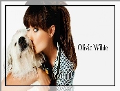 Olivia Wilde, Piesek
